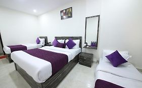 Perfect Stayz Dwarkesh - Hotel Near Haridwar Railway Station