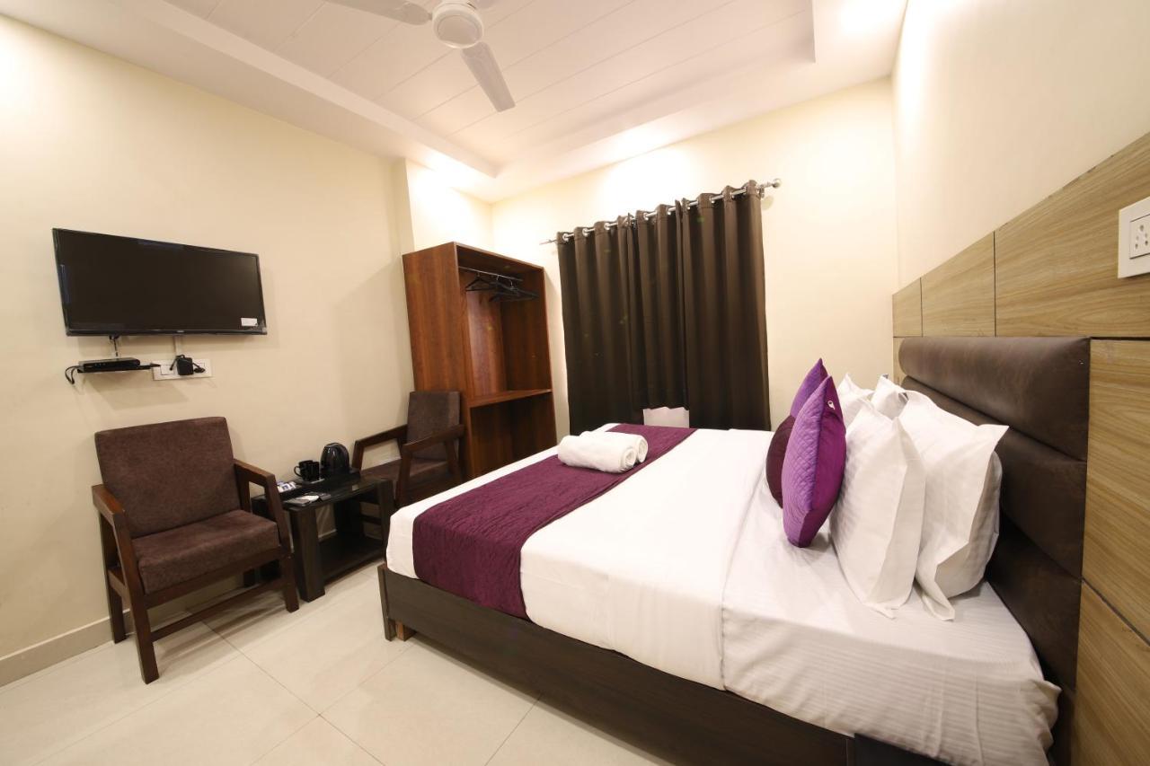 Perfect Stayz Dwarkesh - Hotel Near Haridwar Railway Station Exterior photo