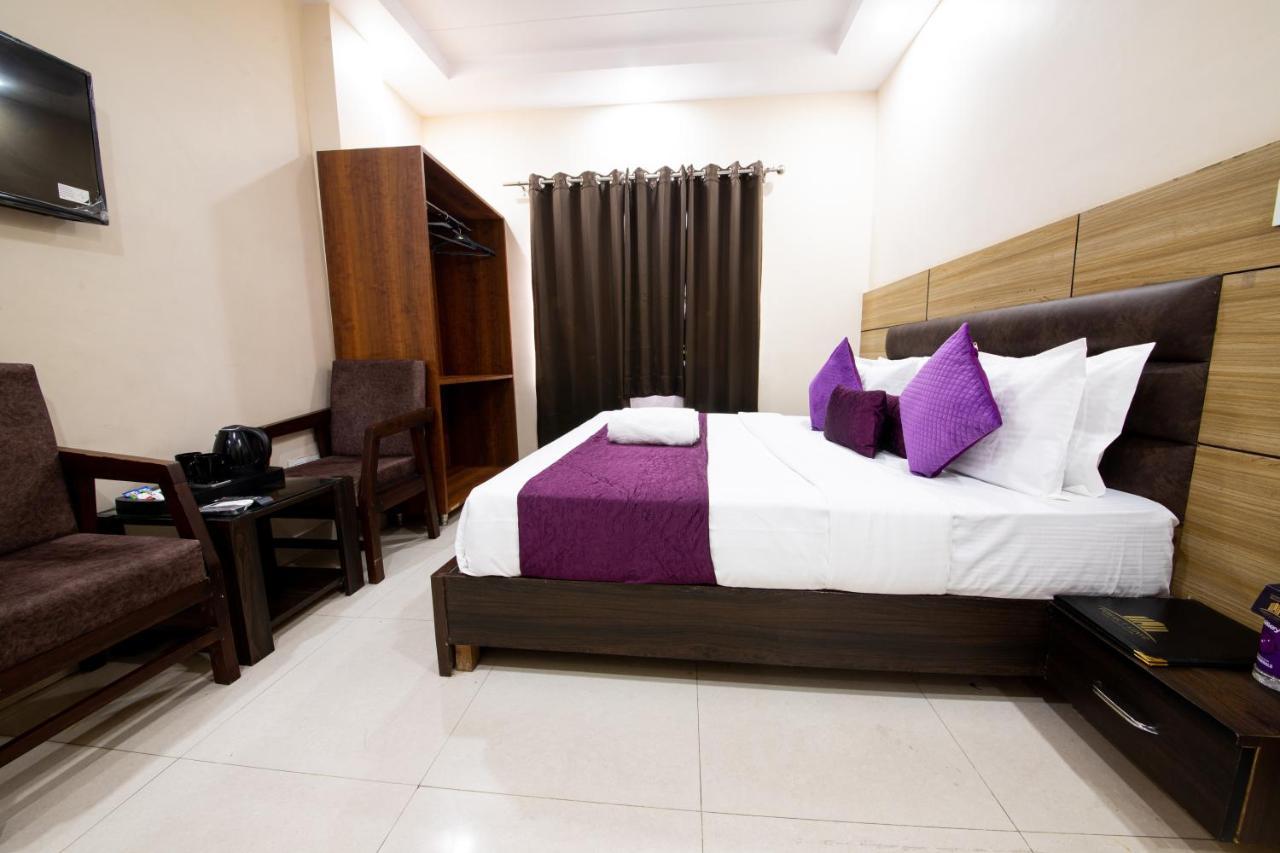 Perfect Stayz Dwarkesh - Hotel Near Haridwar Railway Station Exterior photo